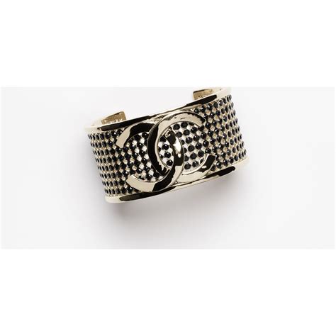 chanel metal & strass gold & crystal ring|chanel reissue.